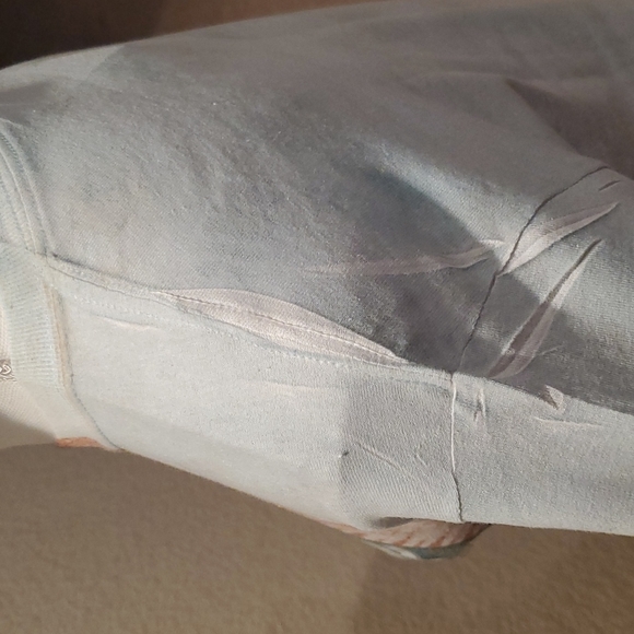 Virgen de Guadalupe Tshirt - Picture 5 of 9